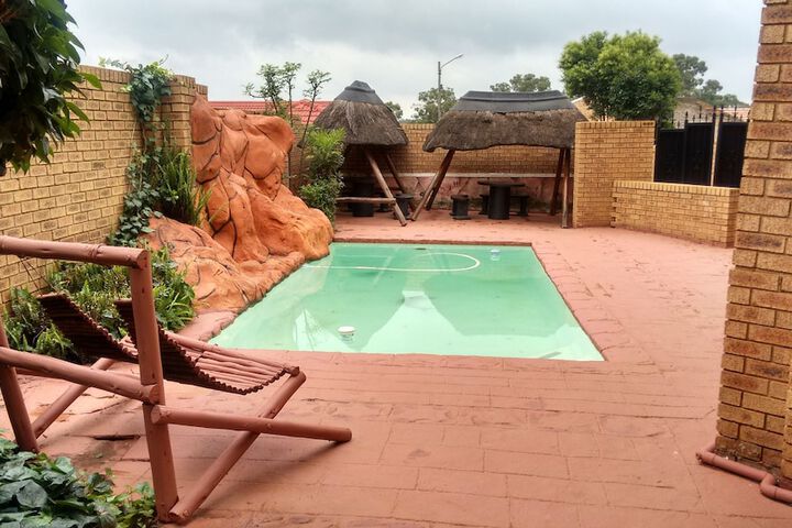 Pool 23 of 46