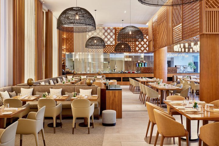 Dining 62 of 102