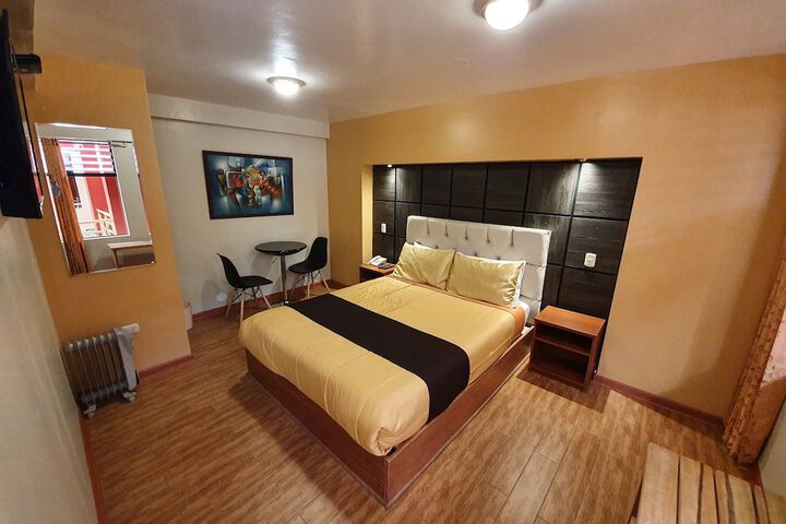 Room 40 of 83