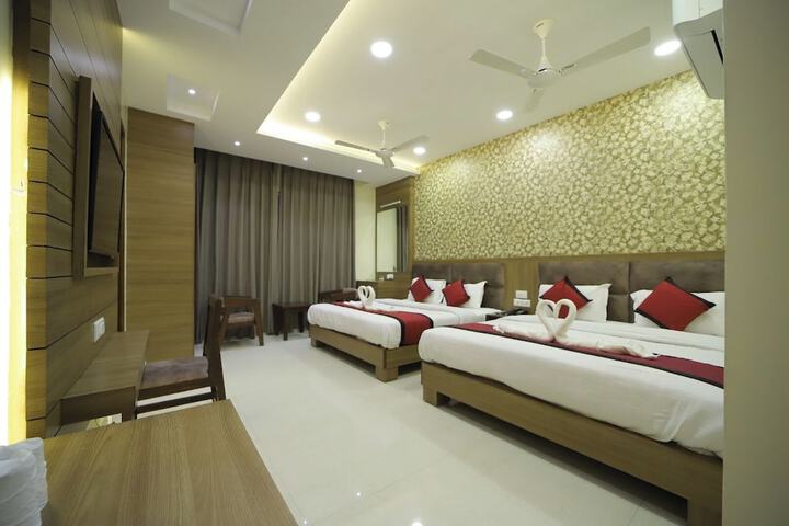 Room 19 of 36