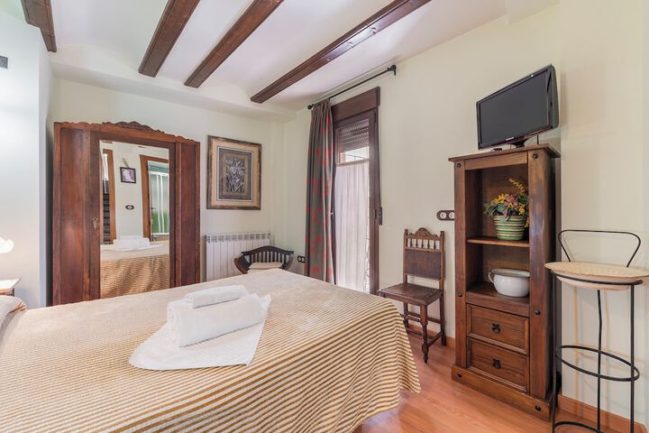 Room 16 of 36