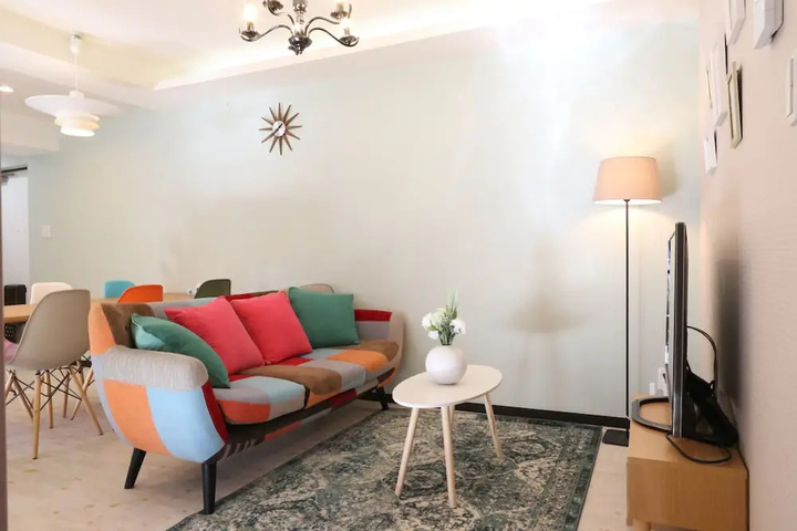 Room 14 of 25