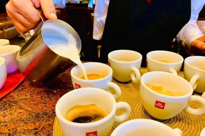Breakfast/Coffee Service 26 of 34