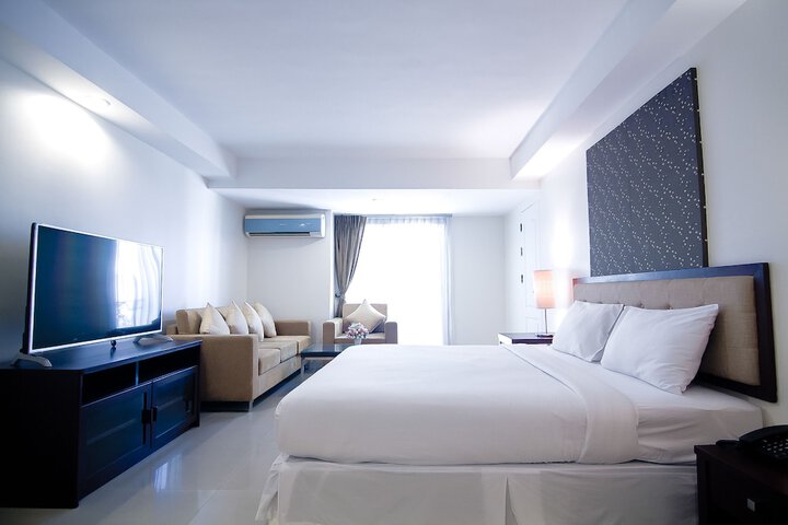 Room 8 of 59