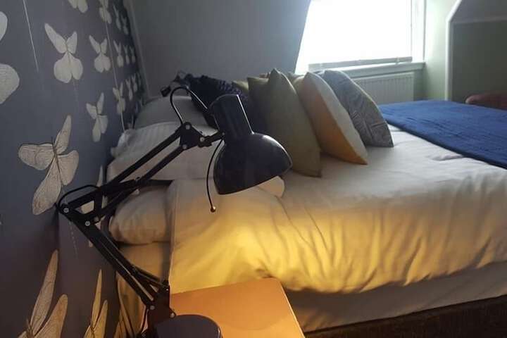 Room 6 of 48