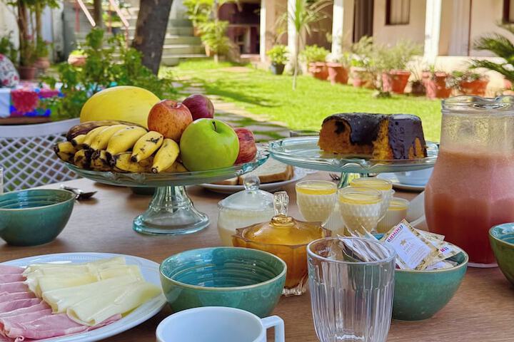 Breakfast/Coffee Service 23 of 33
