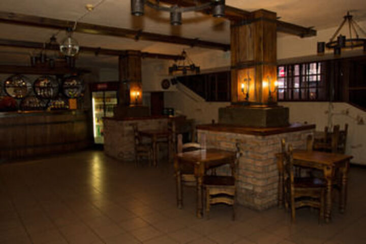 Lounge 40 of 65