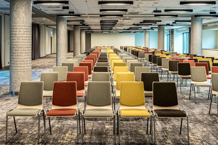 Meeting 211 of 249