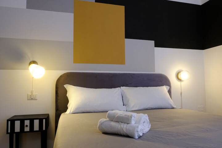 Room 16 of 34