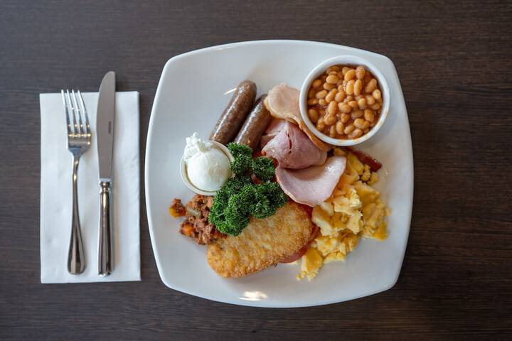 Breakfast/Coffee Service 29 of 43