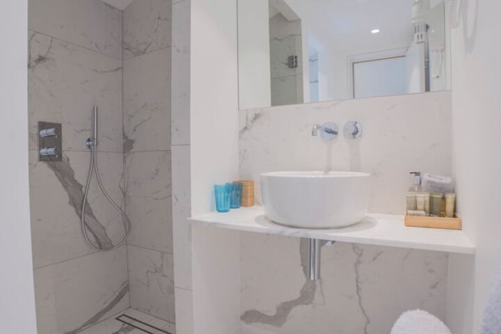 Bathroom Vanities