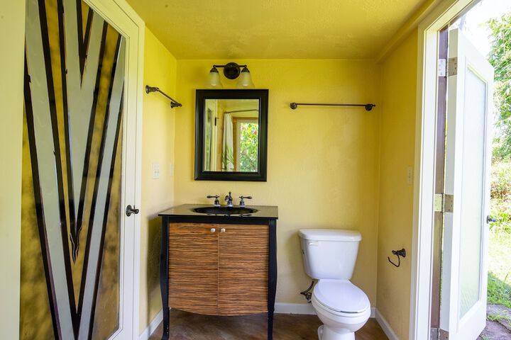 Room 16 of 21