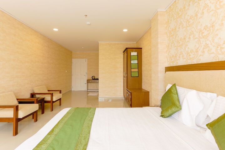 Room 18 of 39