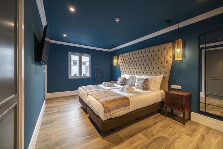 Room 10 of 23