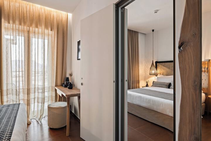 Room 21 of 57