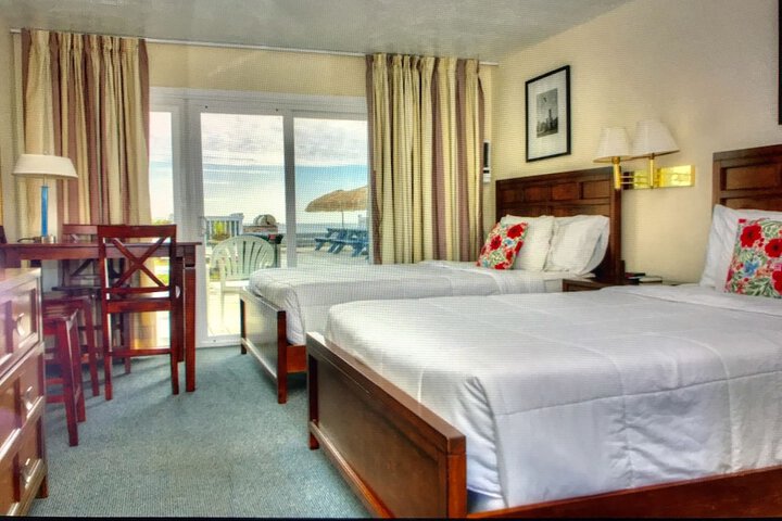 Value Room 1 Queen Bed (20 of 26)