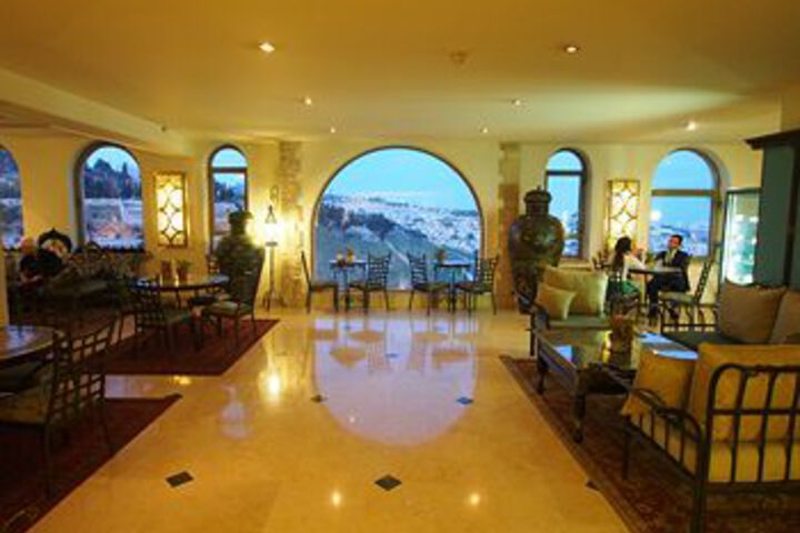 Hotel 40 of 57