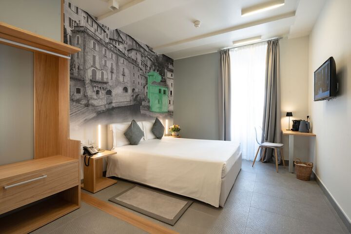 Room 14 of 87