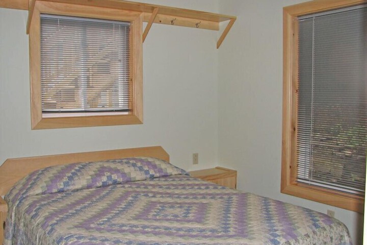 Room 77 of 338