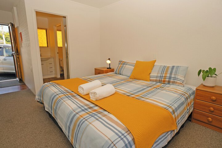 Room 15 of 52