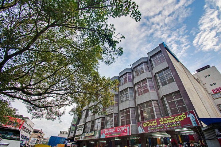 SPOT ON 48699 Hotel Pawan Sree Deluxe Lodge