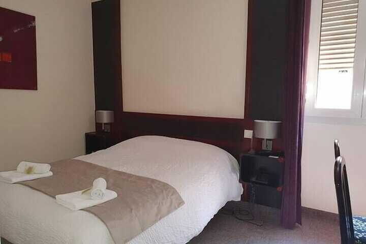 Room 8 of 54