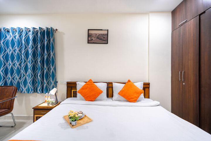 Room 10 of 22