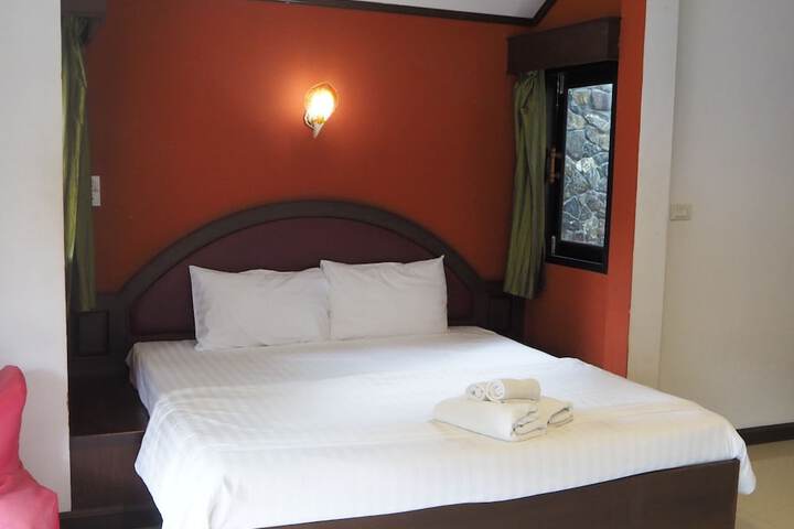 Room 19 of 37