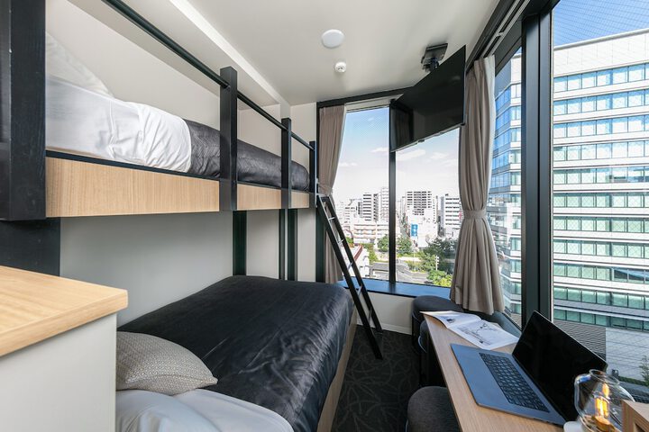 Room 17 of 144