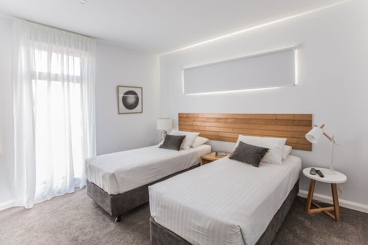 Room 3 of 26