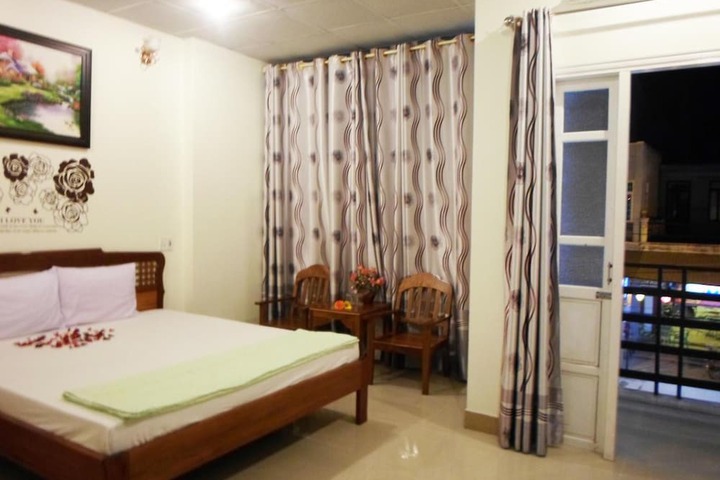 Room 20 of 37