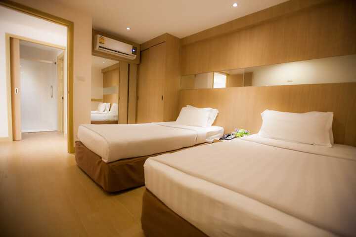 Room 8 of 64