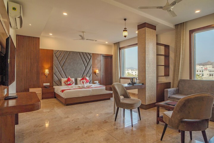 Room 15 of 61