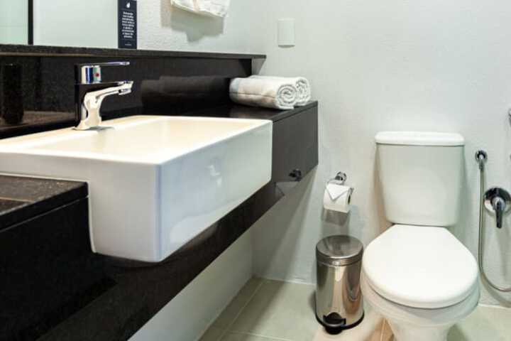 Room 7 of 20