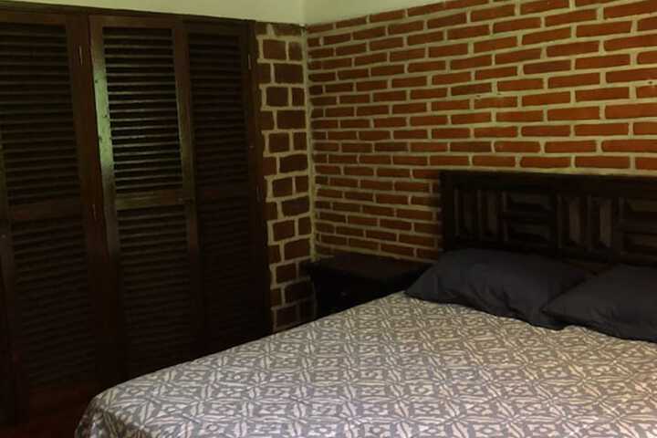 Room 4 of 21
