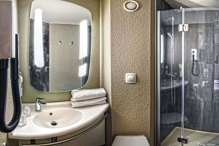 Clean Restrooms