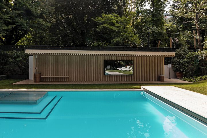 Pool 49 of 125