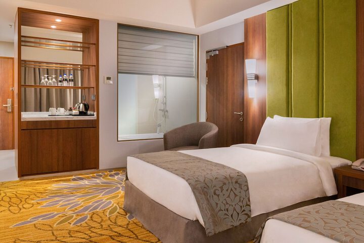 Room 14 of 45