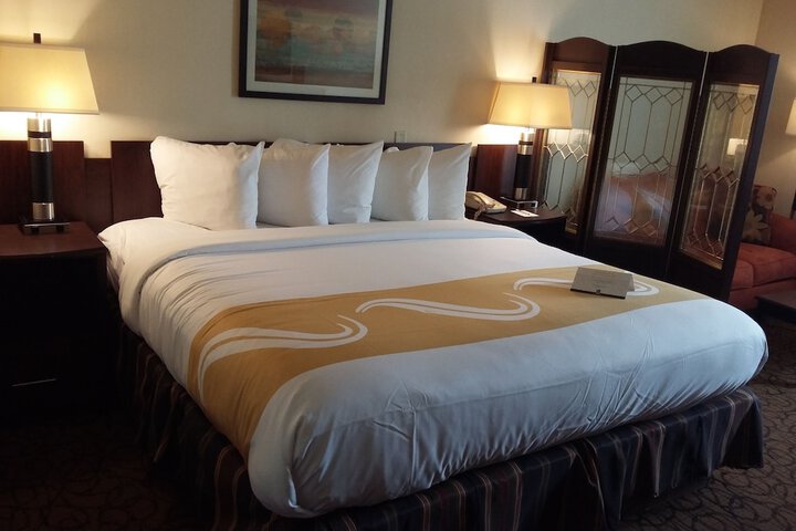 Room 16 of 71