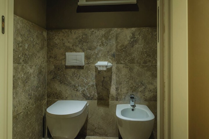 Room 40 of 66