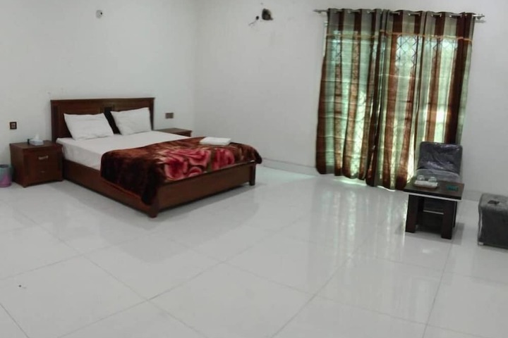 Room 3 of 5