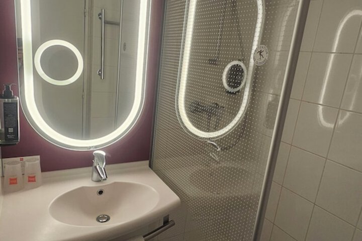 Clean Restrooms