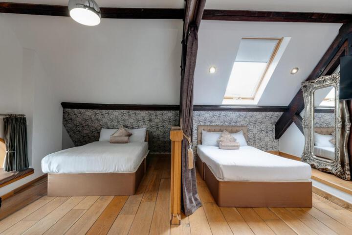 rooms