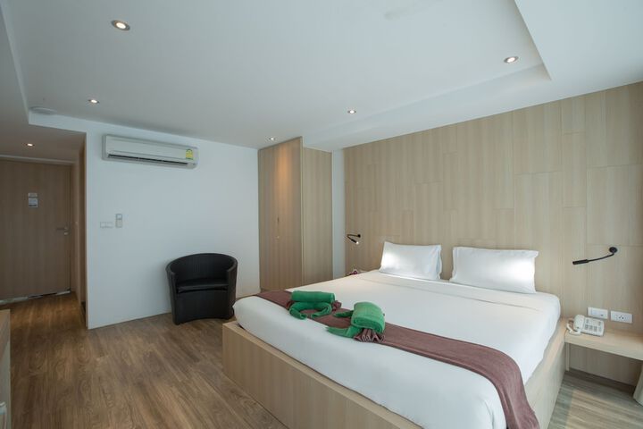 Room 10 of 71