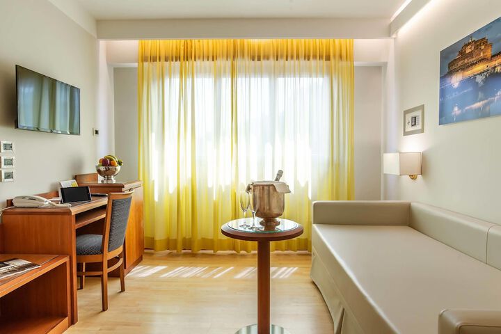 Room 79 of 173