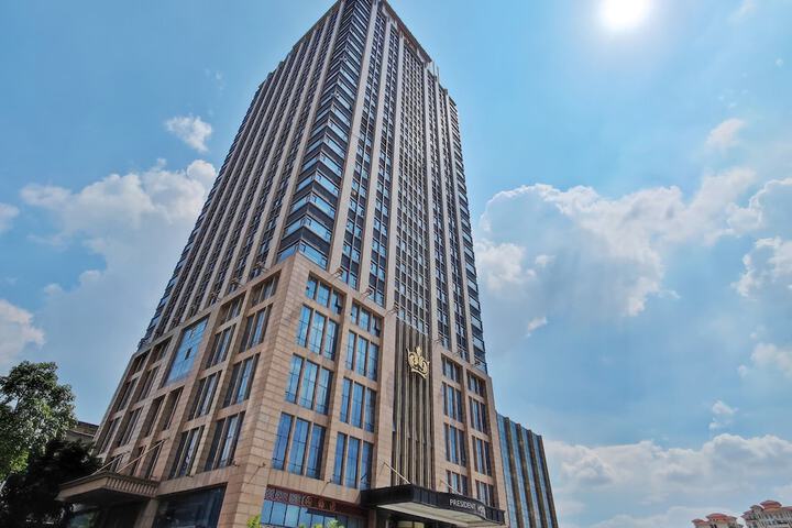 ROOMME Hotel Guangzhou Changlong South Village Wanbo CBD in Guangzhou
