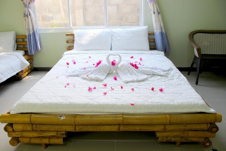 Room 4 of 42