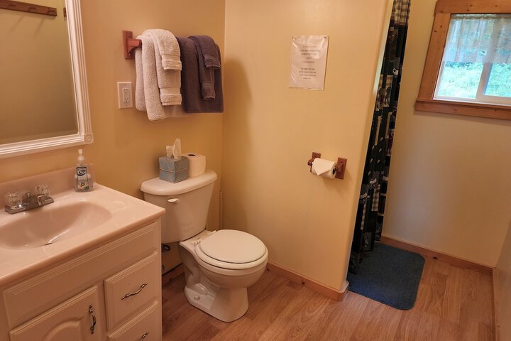 Room 8 of 10