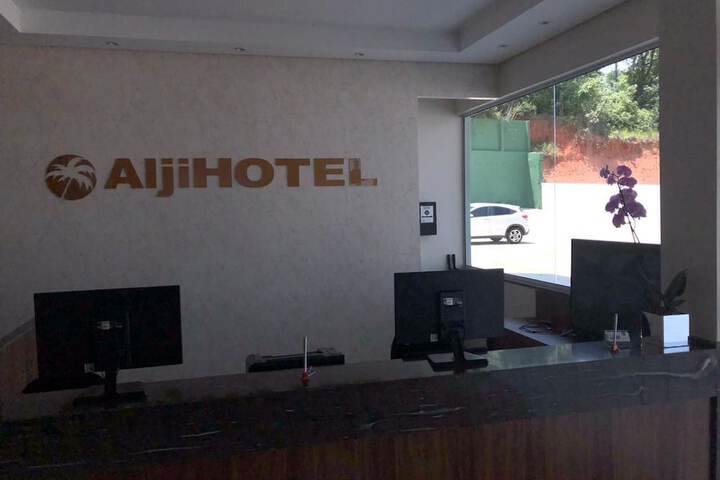 Hotel Interior 4 of 34
