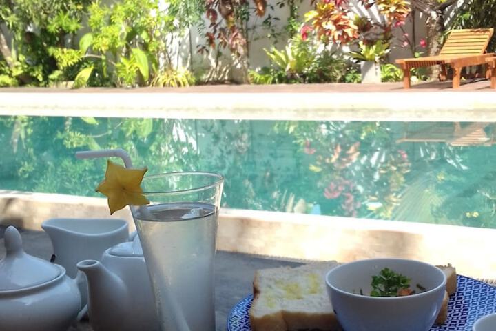 Breakfast/Coffee Service 45 of 77
